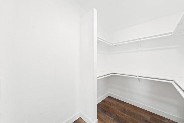 40110 Angora Ln, Temecula CA: https://media.crmls.org/mediaz/187b8585-0dd7-43e4-ada6-7e944318bac2.jpg