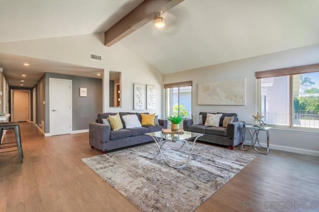 1315 Camino Linda Dr, San Marcos CA: https://media.crmls.org/mediaz/187c1bc3-fad7-41d6-8002-d8859116157f.jpg