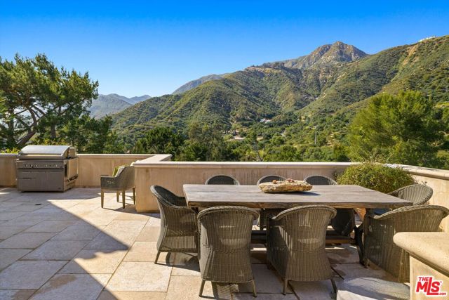 3091 Hidden Valley Lane, Santa Barbara CA: https://media.crmls.org/mediaz/187c9d48-c9c9-41e7-9fcb-e134d380473e.jpg