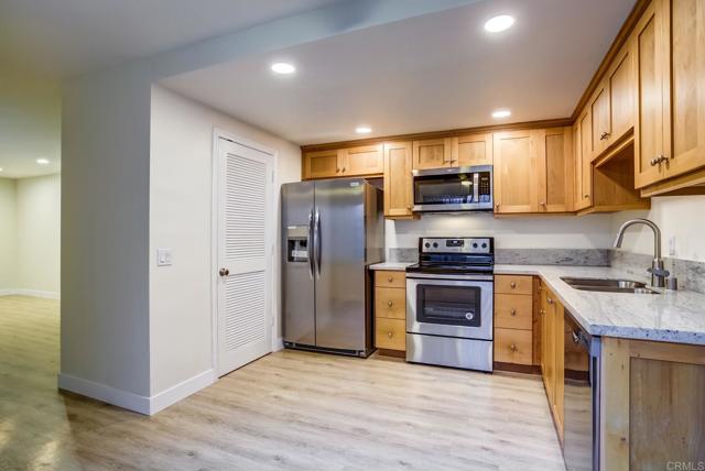 Image 2 of 6 For 3147 Jefferson Street 3