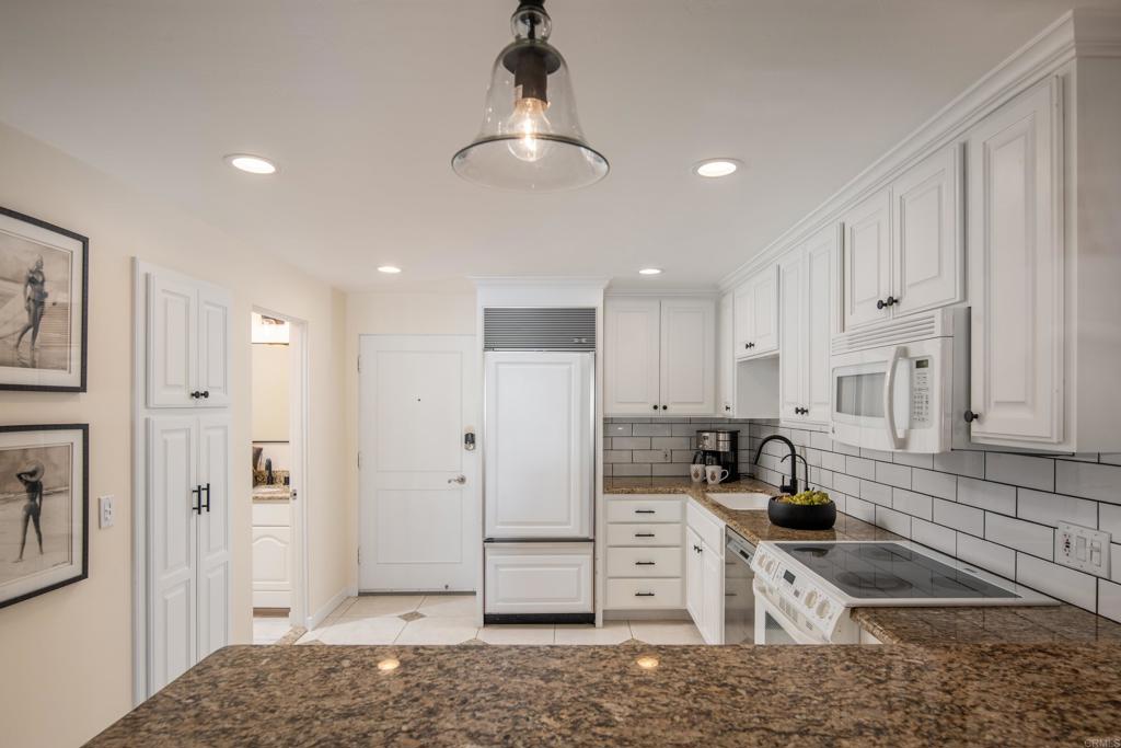 2005 Costa Del Mar Road - photo 16