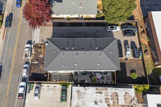 664 24th Avenue, Santa Cruz CA: https://media.crmls.org/mediaz/187f6af2-f439-4ebd-bbc6-23a860d911c9.jpg