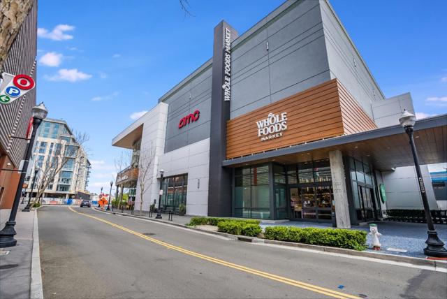 203 Peppermint Tree Terrace, Sunnyvale CA: https://media.crmls.org/mediaz/187fbeca-1089-4b93-9b92-c16f5c83f384.jpg