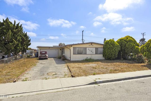 3545 Sutter Drive, Oxnard CA: https://media.crmls.org/mediaz/187ffb77-3161-4fc0-a80e-6e924a76a98b.jpg