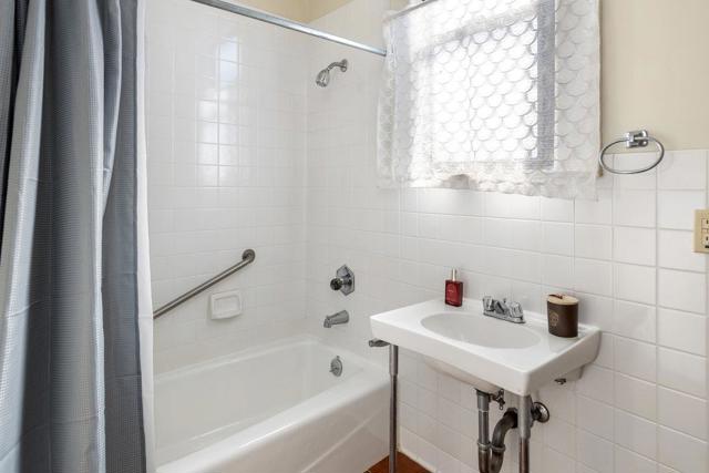 270 Andover Street, San Francisco CA: https://media.crmls.org/mediaz/18802a51-f20f-4c29-9226-4d3c120f5506.jpg