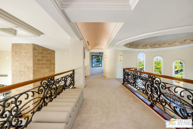 1 Saint Petersburg Court, Rancho Mirage CA: https://media.crmls.org/mediaz/188080a9-dd19-4c3a-aa99-eba59bd9ff8d.jpg