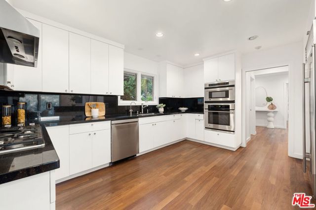 Drew Fenton | 968 Kenfield Avenue Los Angeles CA | MLS: 7503789 Drew Fenton | 968 Kenfield Avenue Los Angeles CA | MLS: 7503789