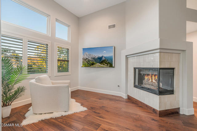 Image 33 of 53 For 591 Chippendale Avenue