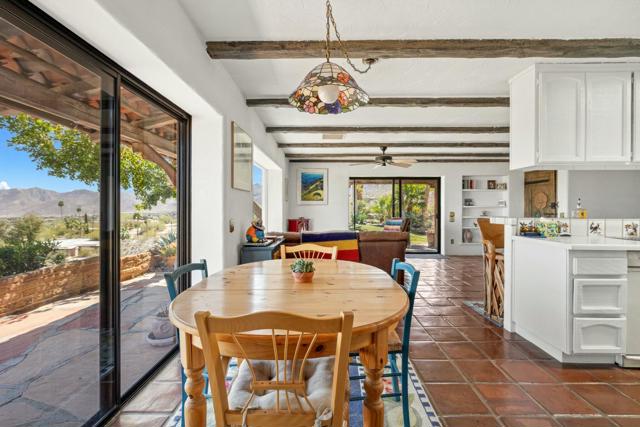 48600 Coyote Road, Palm Desert CA: https://media.crmls.org/mediaz/18829c42-a905-4571-8cdb-64218e589e79.jpg