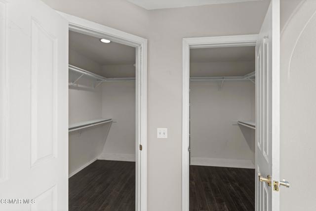 41985 Hemingway Court, Palm Desert CA: https://media.crmls.org/mediaz/18840087-fb33-4a05-85db-20ede1f9c804.jpg