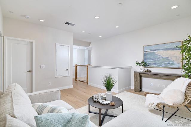 571 N Vulcan Ave, Encinitas CA: https://media.crmls.org/mediaz/1884abc0-fee9-4d3c-970c-46d9dd3bb210.jpg