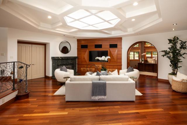 12950 Alta Tierra Road, Los Altos Hills CA: https://media.crmls.org/mediaz/18854db3-c3b2-460d-b8d0-dd2e0830ec6a.jpg