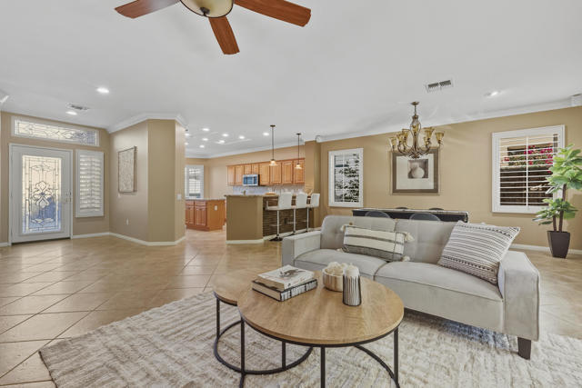 78589 Rainswept Way, Palm Desert CA: https://media.crmls.org/mediaz/1885a2e9-483c-4ac2-89f4-54ca39809212.jpg