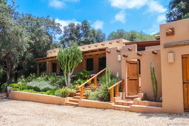 1511 Alpine Terrace Rd, Alpine CA: https://media.crmls.org/mediaz/1885da12-fe3d-4b12-bd3e-4fa856c8a0c8.jpg