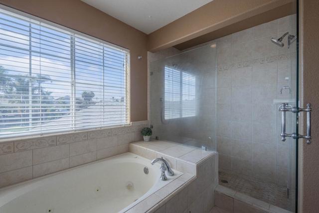 148 Greenbriar Way, Salinas CA: https://media.crmls.org/mediaz/18861abd-125e-4c88-9d41-6bfc62285b1e.jpg