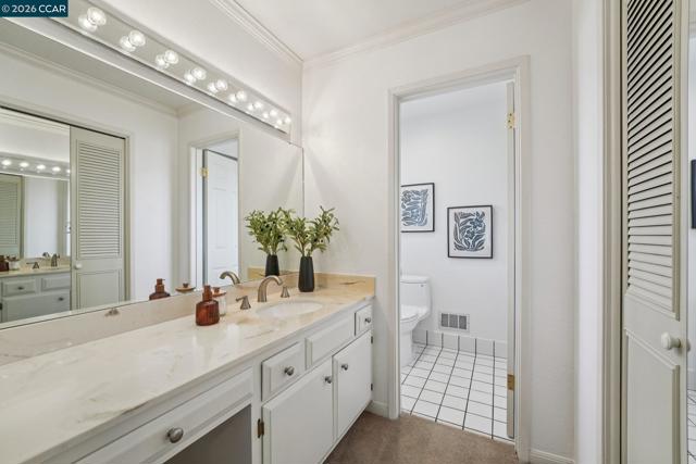 Image 24 of 44 For 34 Sherwood Ct