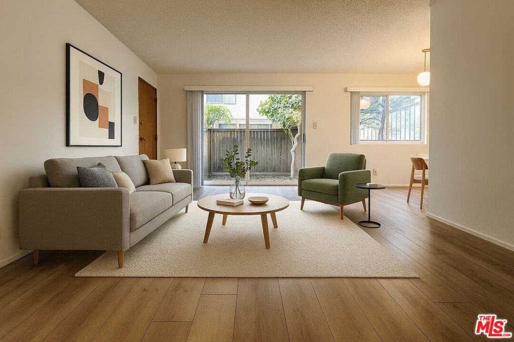 1261 Granville Avenue #1