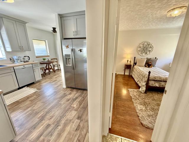 Image 27 of 57 For 574 Lewis Ave