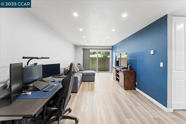 13700 San Pablo Ave, San Pablo CA: https://media.crmls.org/mediaz/188878d8-8e5a-4490-88f1-9b074440d031.jpg