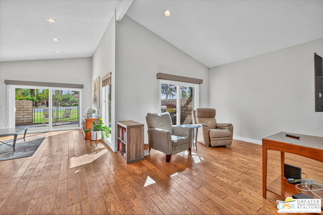 48910 Eisenhower Drive, Indio CA: https://media.crmls.org/mediaz/188932ee-e6a0-43fe-abfb-3f91dac4f962.jpg