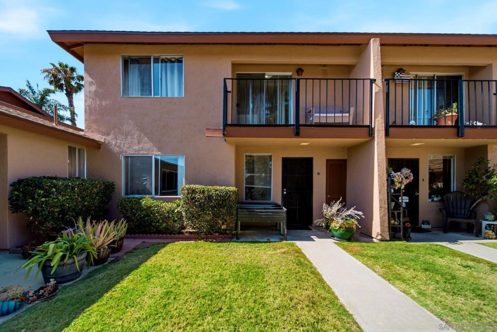 932 Regal Rd - photo 8