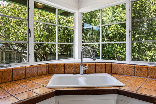 799 Lottie Street, Monterey CA: https://media.crmls.org/mediaz/188aac36-42b5-44f6-9e43-c40ba367f4ee.jpg