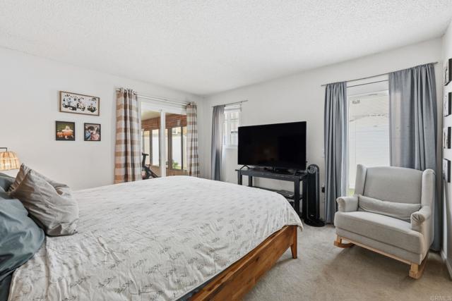 Detail Gallery Image 12 of 46 For 270 Chestnut Way, Oceanside,  CA 92057 - 3 Beds | 2 Baths