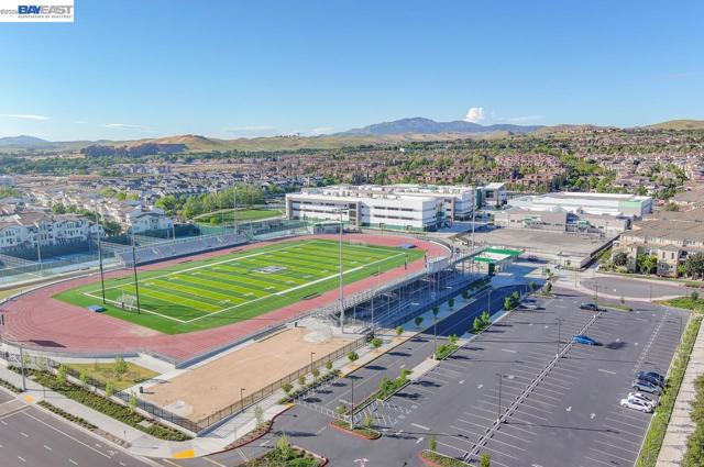 3651 Branding Iron Pl, Dublin CA: https://media.crmls.org/mediaz/188d61a7-9e34-4af8-a15d-27c51a9e9056.jpg