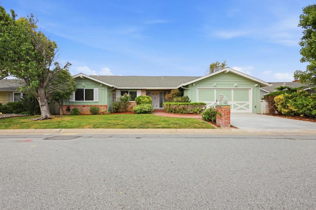 3028 Greenoak Court
