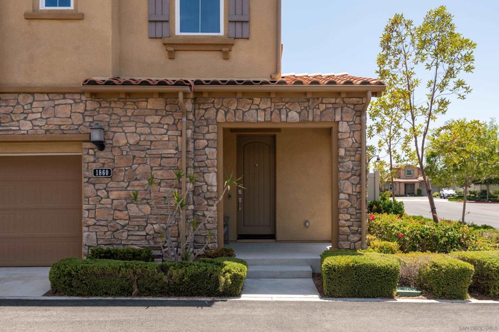 1860 Artemisia Ct - photo 3