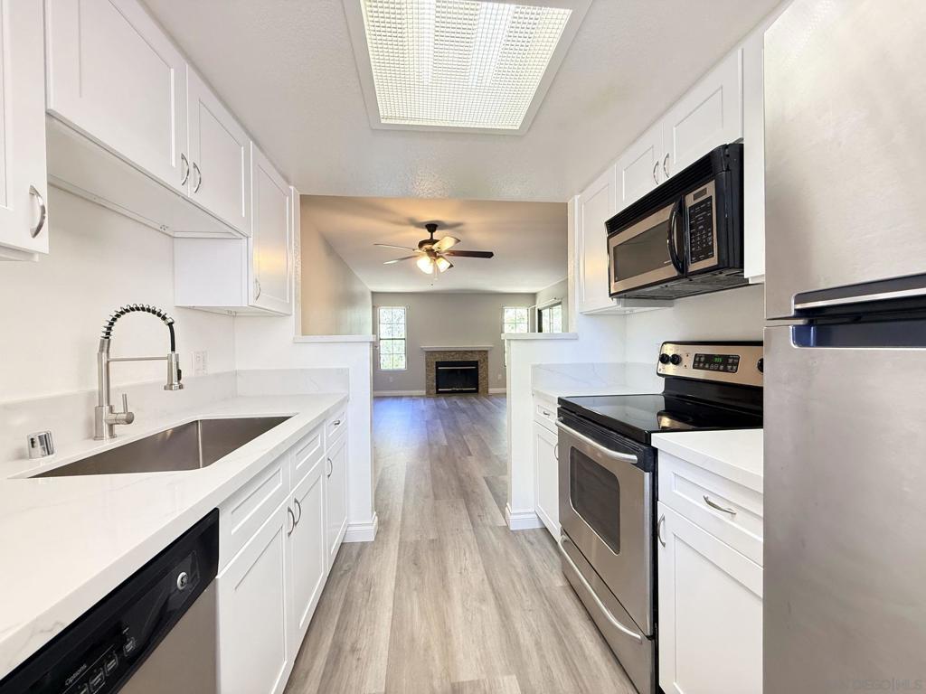 12027 Alta Carmel - photo 13
