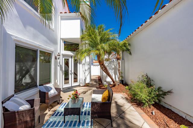 4963 Lamia way, Oceanside CA: https://media.crmls.org/mediaz/188e98fa-1934-4f74-b32e-89943be993a3.jpg