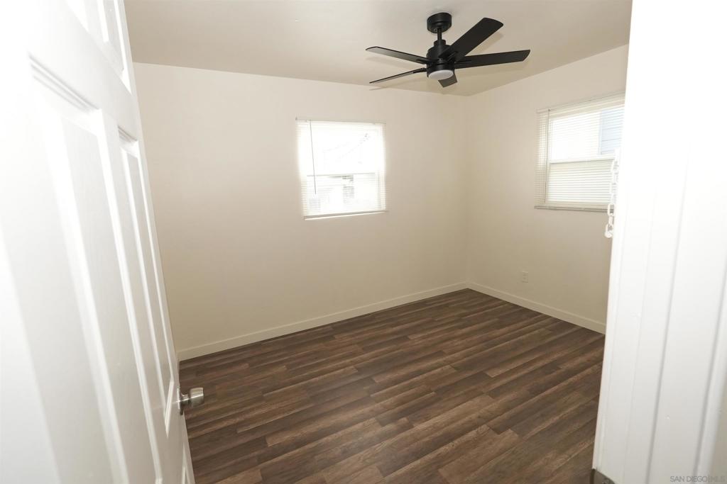 MLS #250025208SD img 9