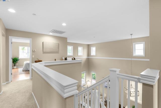Image 31 of 60 For 6953 Bear Creek Dr