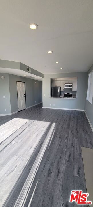 1457 S Shenandoah Avenue #303
