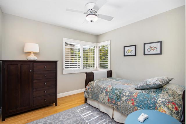 11311 Legacy Canyon Pl, San Diego CA: https://media.crmls.org/mediaz/1891a15d-4cf6-4ad3-888a-5c8af9410d05.jpg