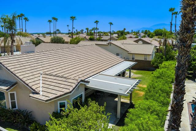 44125 Calico Circle, La Quinta CA: https://media.crmls.org/mediaz/1891be9e-399a-4a83-8d8a-0d74a24c6a80.jpg