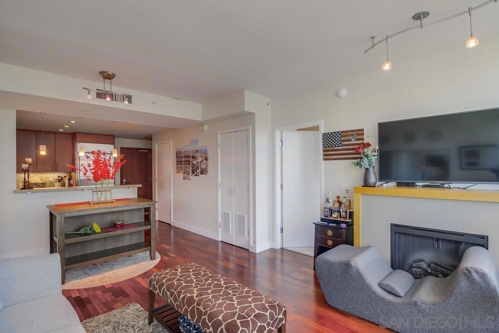 325 7th Ave - photo 12