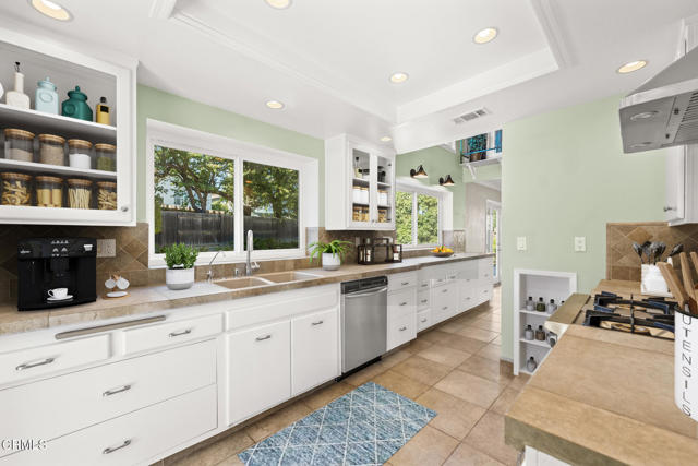 MLS #V1-32819 image #17