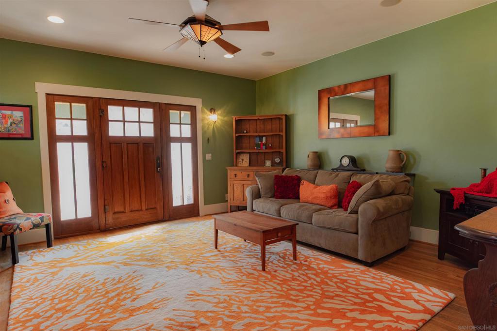 210 6th Ave - photo 9