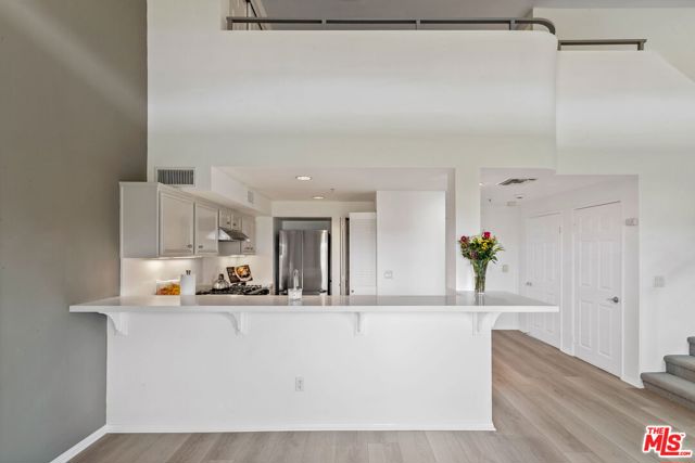 13200 Pacific Promenade 438