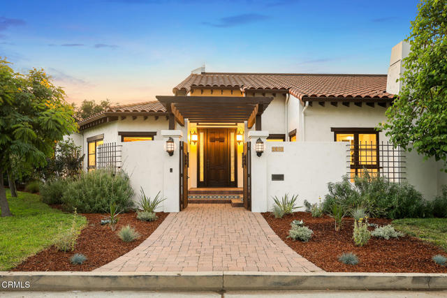 1533 Rancho Avenue, Glendale CA: https://media.crmls.org/mediaz/1895c357-a4b3-4bdd-ad98-51ac55f7d071.jpg