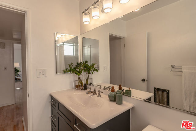 4507 Finley Avenue, 1 photo 26