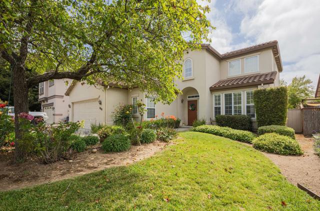 1818 Lancashire Drive, Salinas CA: https://media.crmls.org/mediaz/18968f1a-ec68-4aad-91cf-c66fea01b62c.jpg