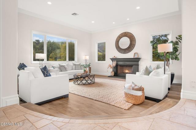 13550 Andalusia Drive, Santa Rosa CA: https://media.crmls.org/mediaz/18971b98-524f-4954-8beb-e7fdfb645fcb.jpg