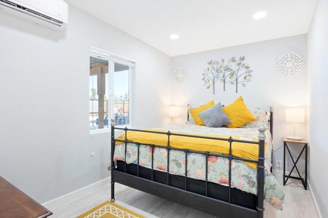 69450 Amboy Road, 29 Palms CA: https://media.crmls.org/mediaz/18975729-0d98-484a-9641-22a82eeda3d3.jpg