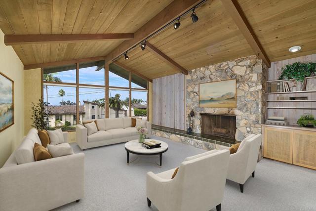 Detail Gallery Image 12 of 66 For 3190 Falcon Dr, Carlsbad,  CA 92008 - 5 Beds | 3 Baths