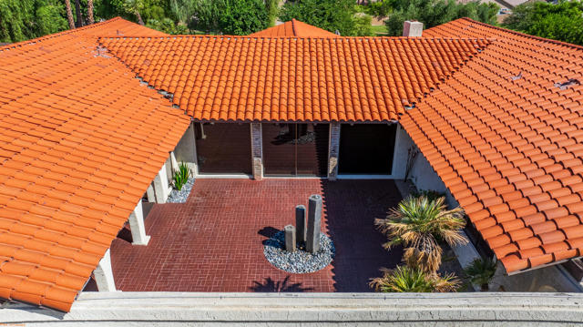 Image 11 of 62 For 42605 Byron Place