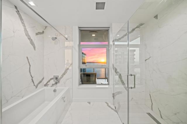 1388 Kettner Blvd, San Diego CA: https://media.crmls.org/mediaz/189964fb-bc38-4a7f-90ae-a674298d38b2.jpg