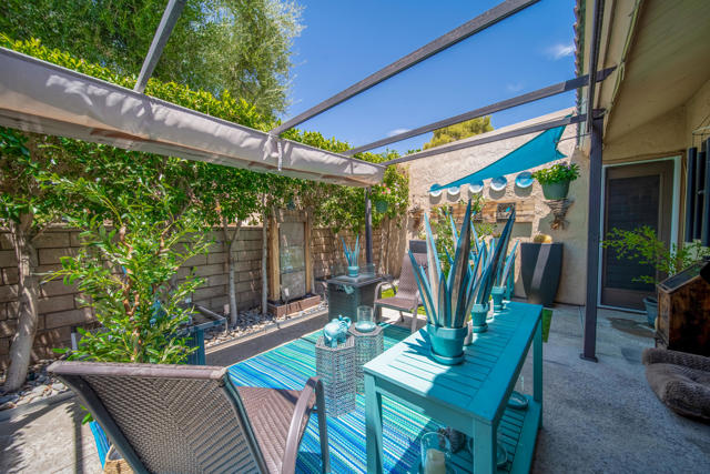 70100 Mirage Cove Drive, Rancho Mirage CA: https://media.crmls.org/mediaz/189aad6f-a90b-415f-a184-bceb63fa55ff.jpg